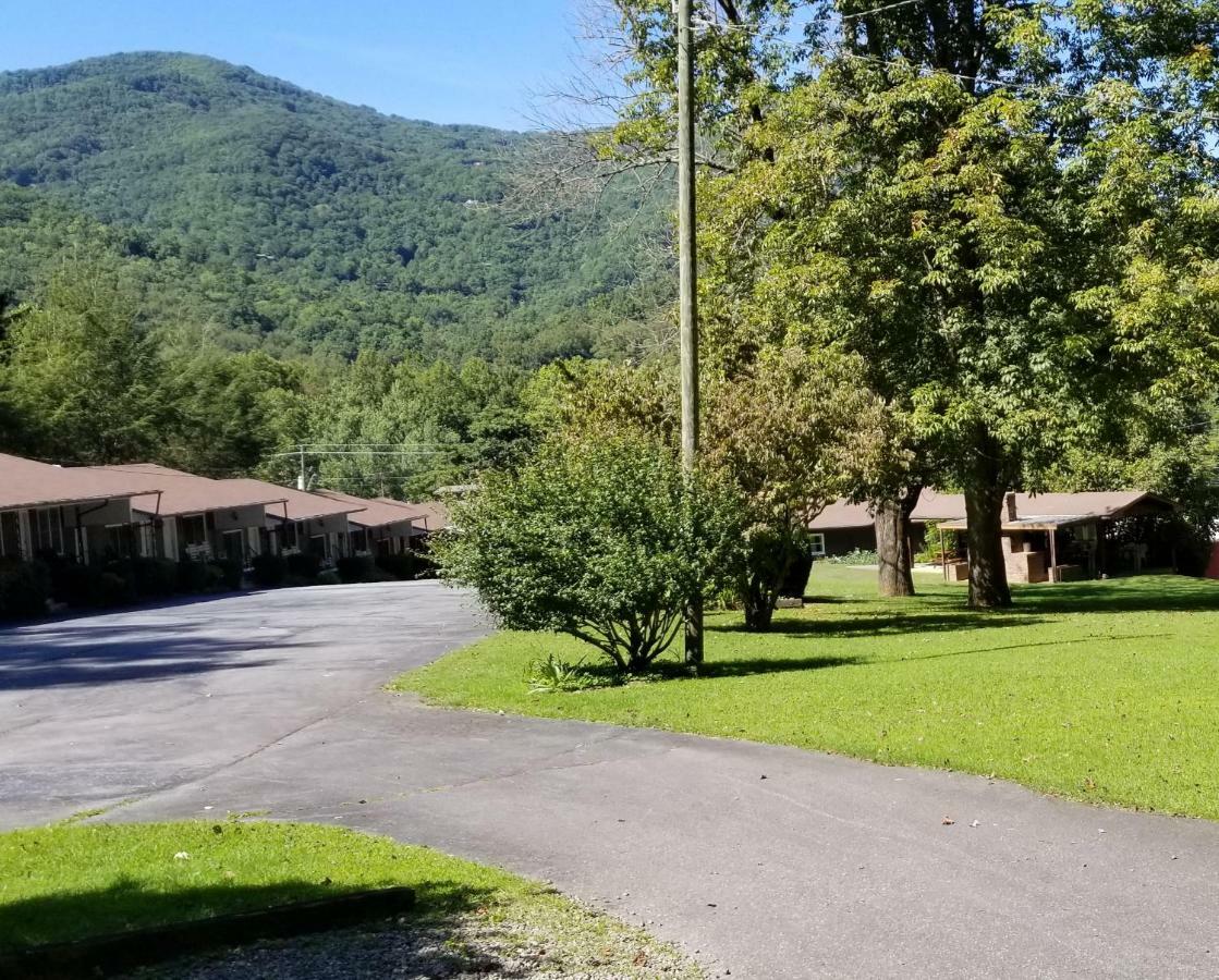 Tanglewood Motel And Log Cabins Maggie Valley Ngoại thất bức ảnh