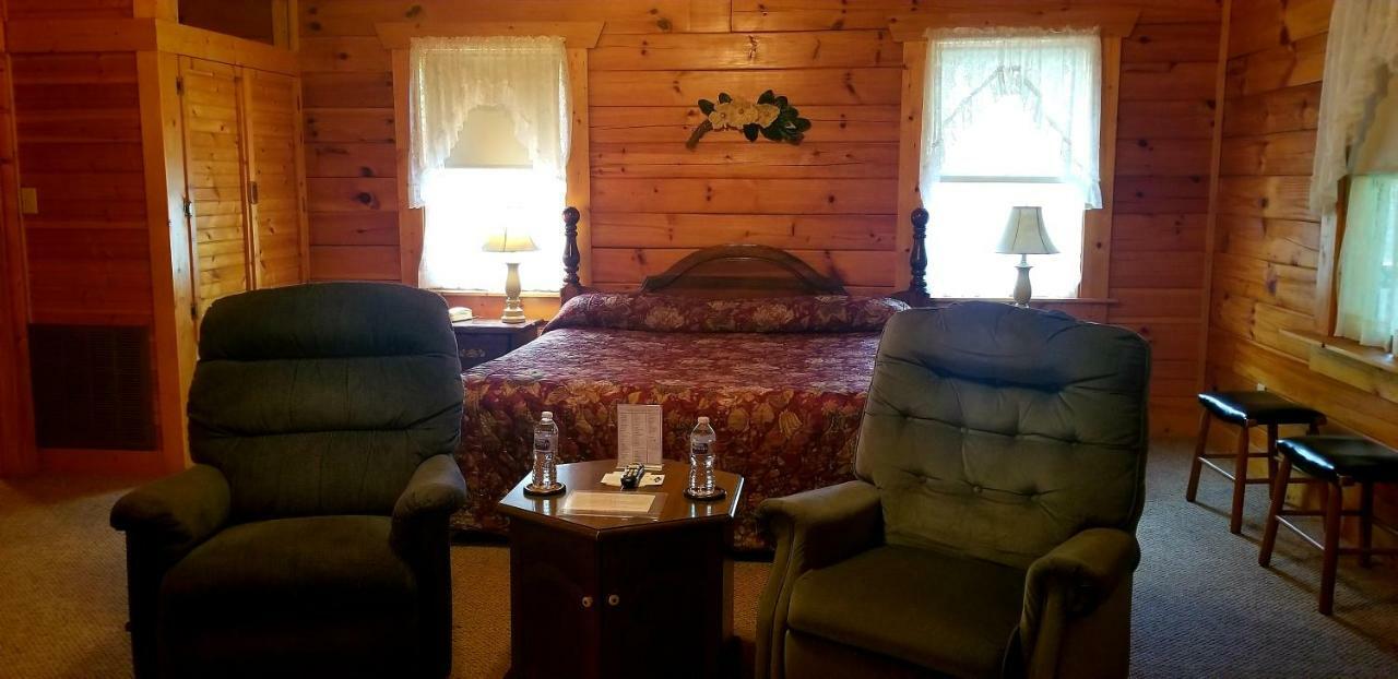 Tanglewood Motel And Log Cabins Maggie Valley Ngoại thất bức ảnh